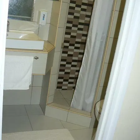 Roza Apartman *